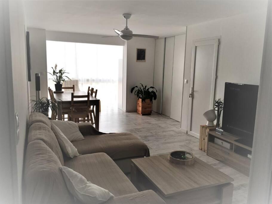 Appartement T3 Proche De La Mer Narbona Esterno foto