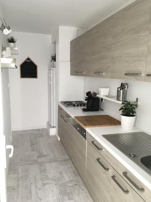 Appartement T3 Proche De La Mer Narbona Esterno foto